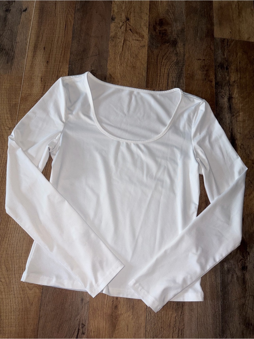 Classic Long-Sleeve Scoop Neck Top - White